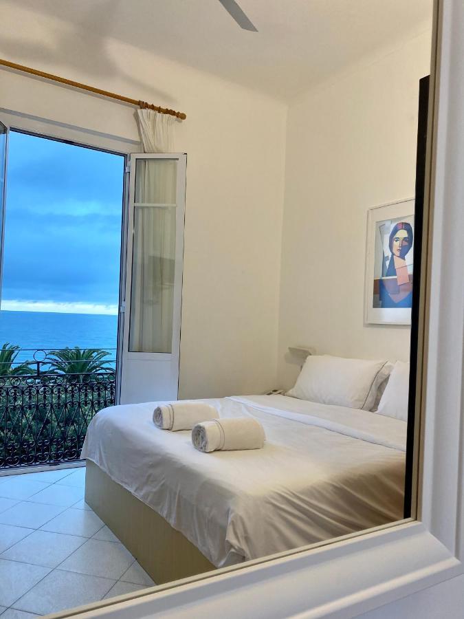 Hotel Alba Chiara Finale Ligure Bagian luar foto