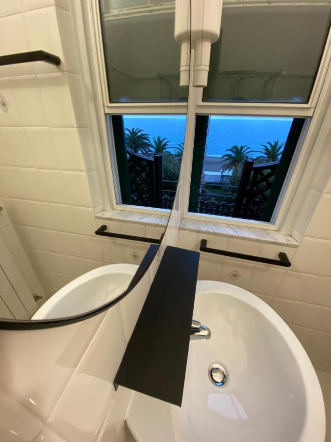 Hotel Alba Chiara Finale Ligure Bagian luar foto