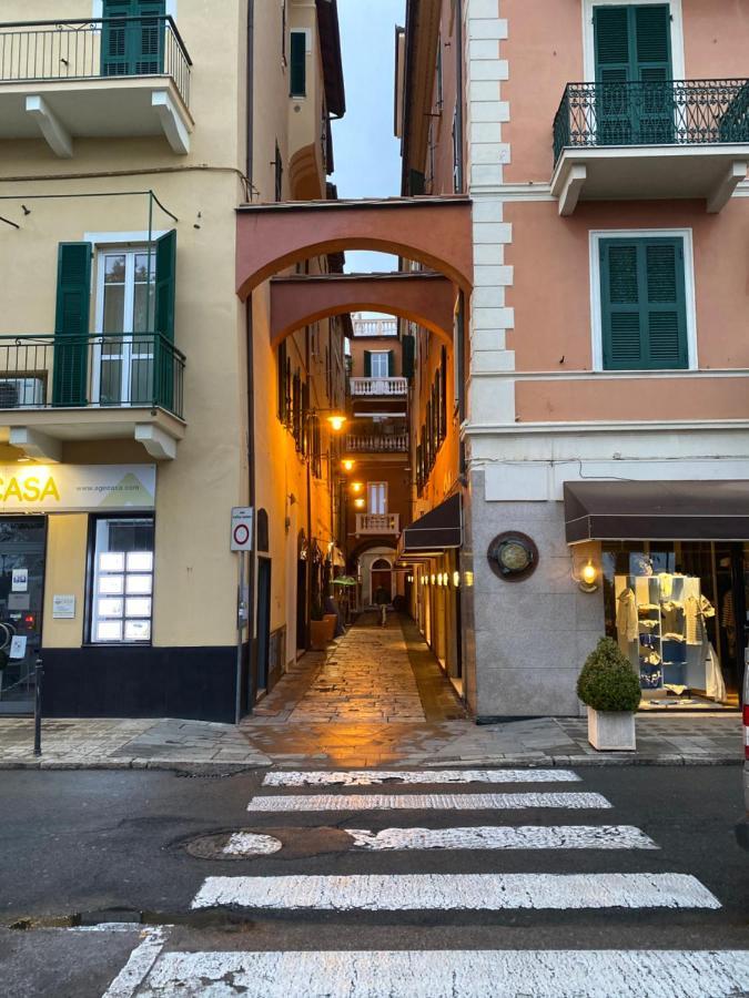 Hotel Alba Chiara Finale Ligure Bagian luar foto